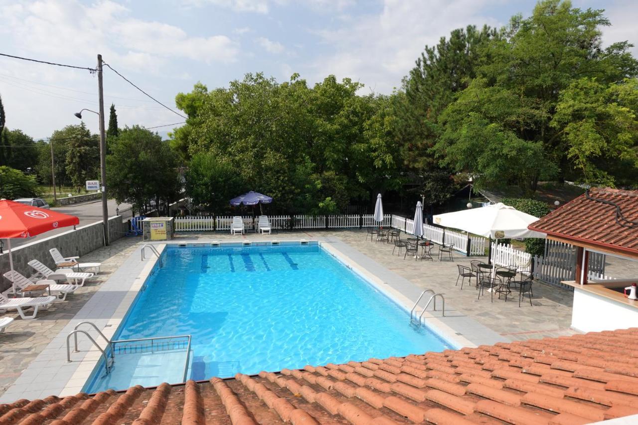 Camping Mitikas And Bungalows Plaka Litochorou Exteriér fotografie