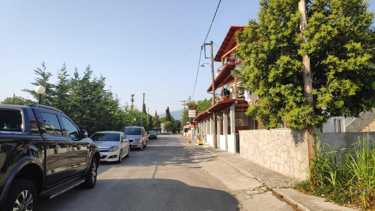 Camping Mitikas And Bungalows Plaka Litochorou Exteriér fotografie
