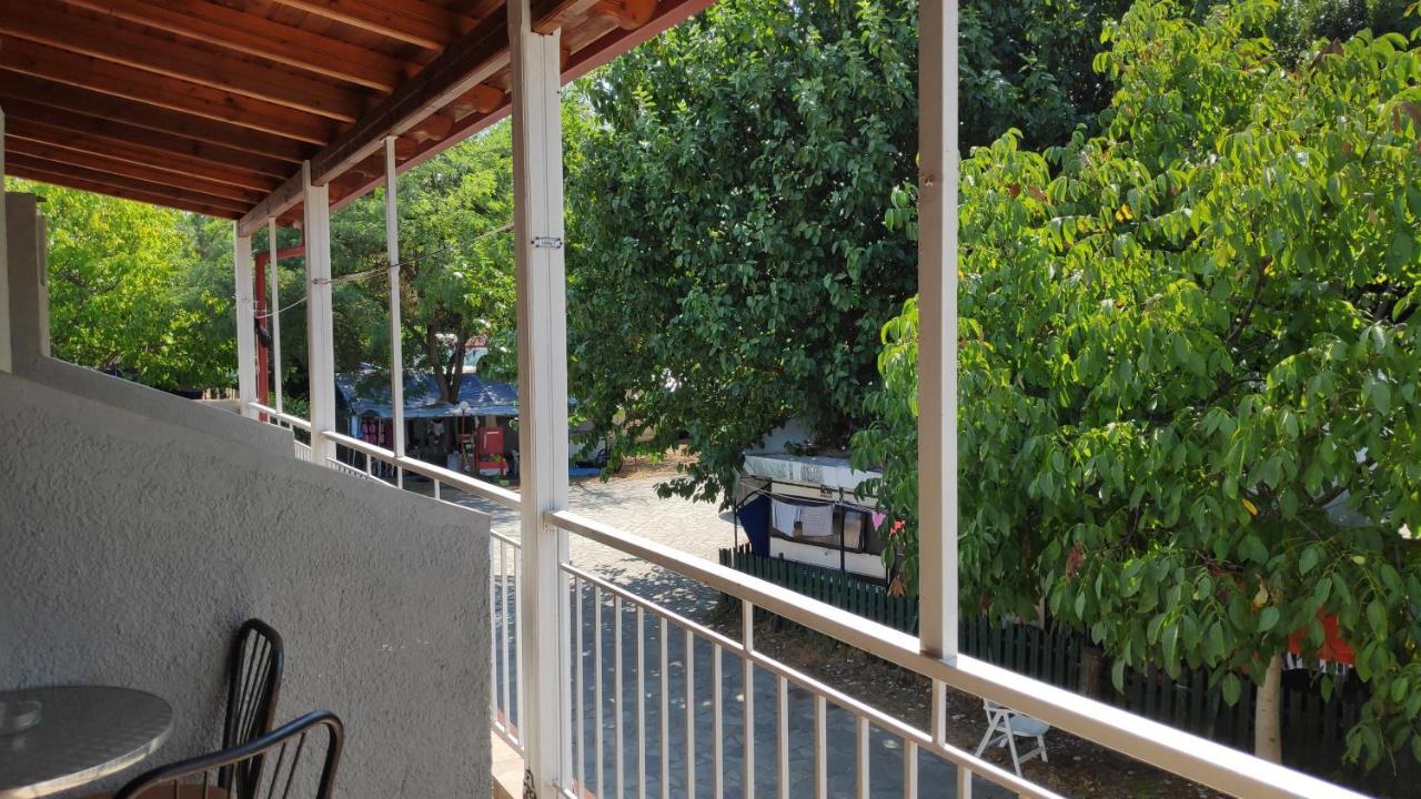 Camping Mitikas And Bungalows Plaka Litochorou Exteriér fotografie