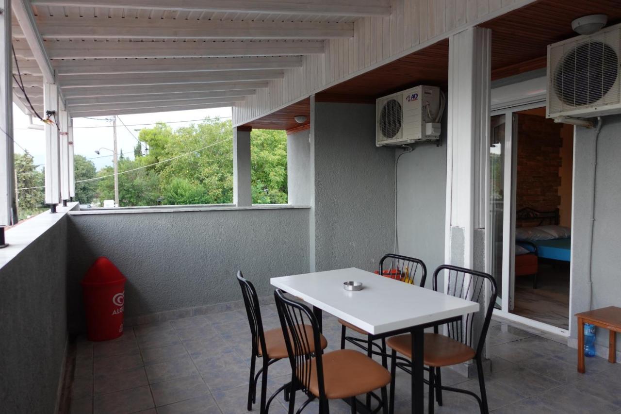 Camping Mitikas And Bungalows Plaka Litochorou Pokoj fotografie