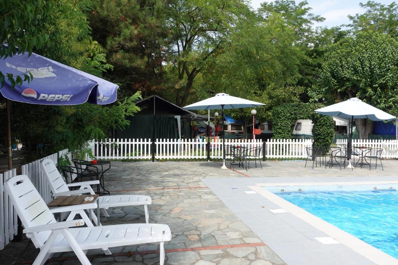 Camping Mitikas And Bungalows Plaka Litochorou Exteriér fotografie
